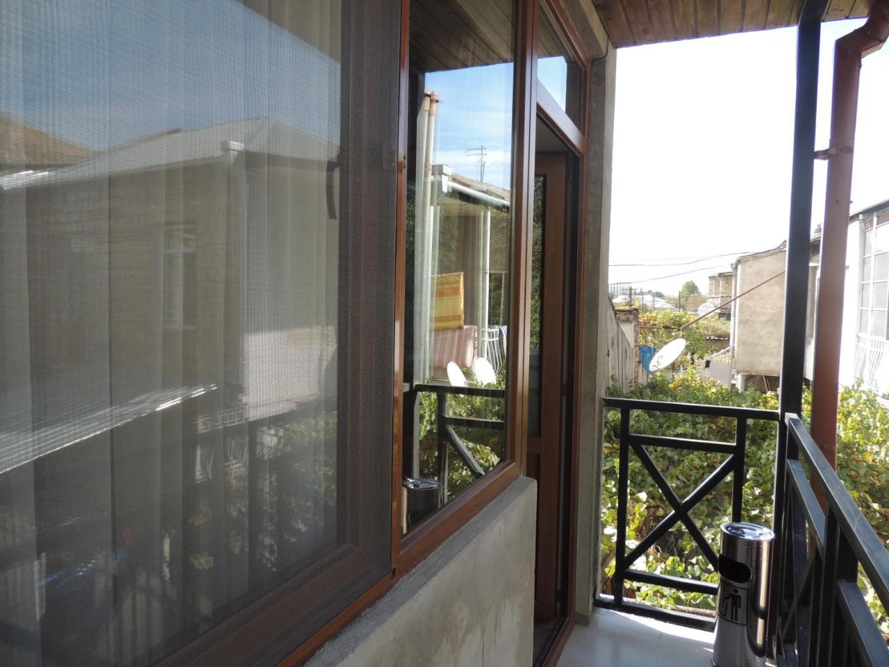 Bed and Breakfast Old Town Ґорі Екстер'єр фото