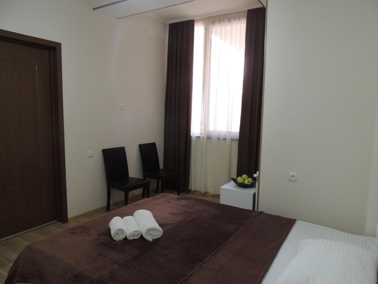 Bed and Breakfast Old Town Ґорі Екстер'єр фото