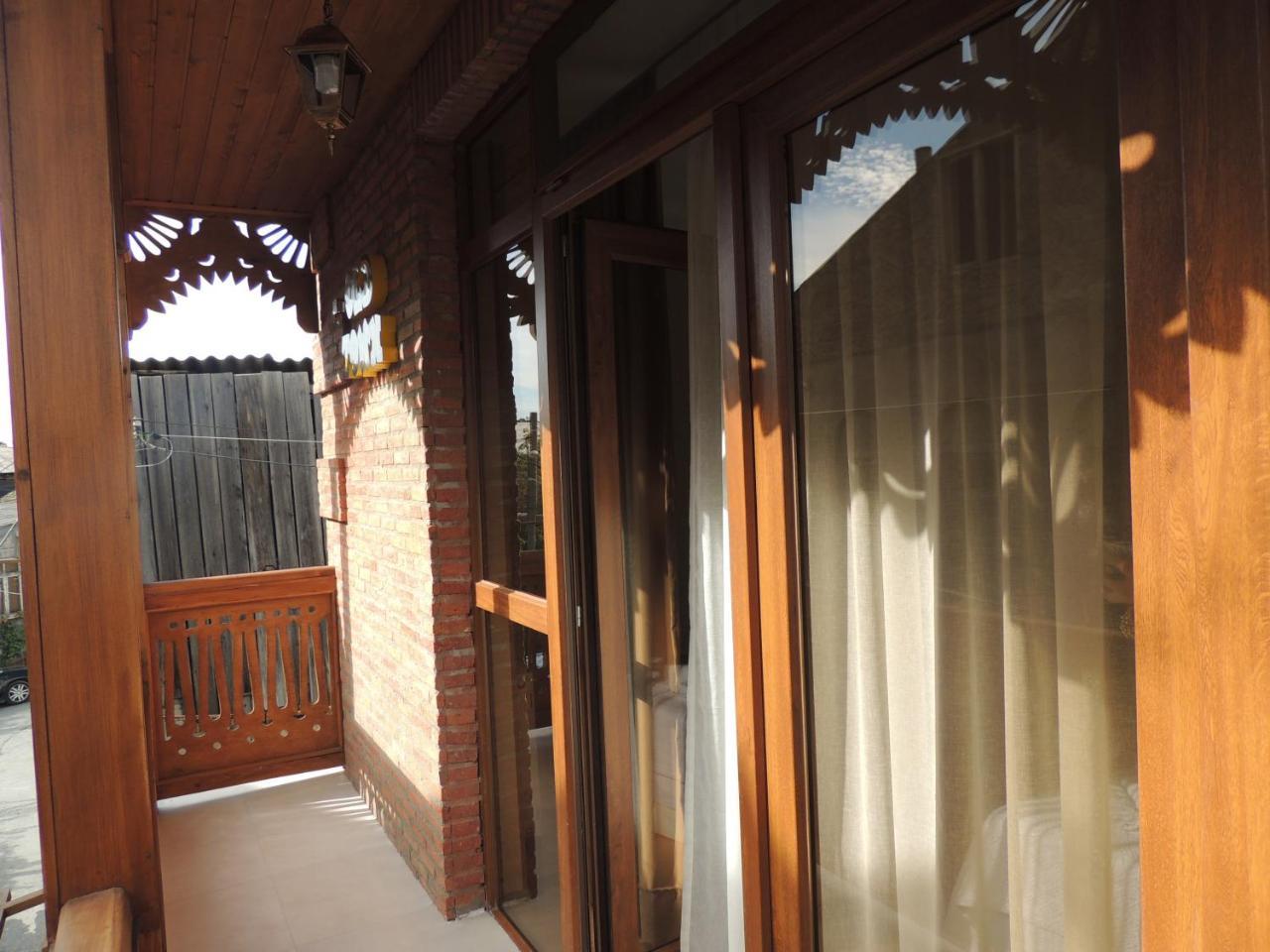 Bed and Breakfast Old Town Ґорі Екстер'єр фото
