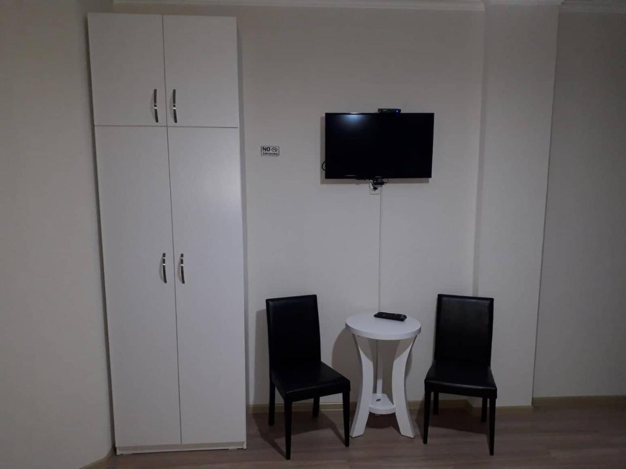 Bed and Breakfast Old Town Ґорі Екстер'єр фото